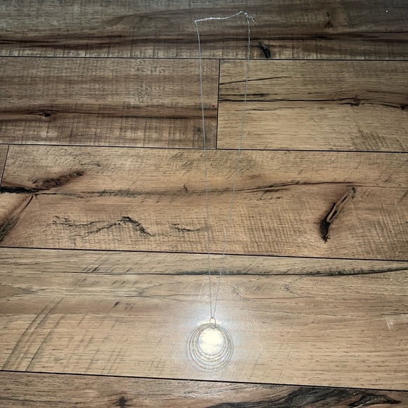 long necklace - Picture 3 of 3